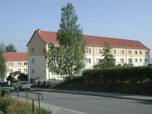 Wohnung zur Miete 340 € 3 Zimmer 59,6 m² Oberwellenborn Unterwellenborn 07333
