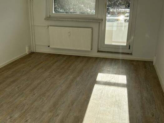 Wohnung zur Miete 380 € 3 Zimmer 60,8 m² 1. Geschoss Brüsseler Straße 34 Südstadt Halle (Saale) 06128