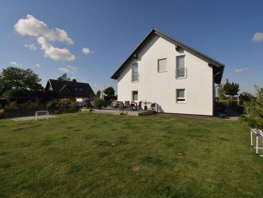 Mehrfamilienhaus zum Kauf 620.000 € 8 Zimmer 207,5 m² 819 m² Grundstück Velten 16727