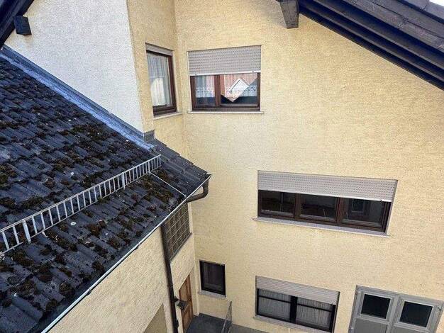 Mehrfamilienhaus zur Miete 1.690 € 7 Zimmer 175 m² 300 m² Grundstück Wersau Brensbach 64395