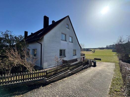 Doppelhaushälfte zum Kauf 297.000 € 6 Zimmer 184 m² 600 m² Grundstück Schalkhausen Ansbach 91522