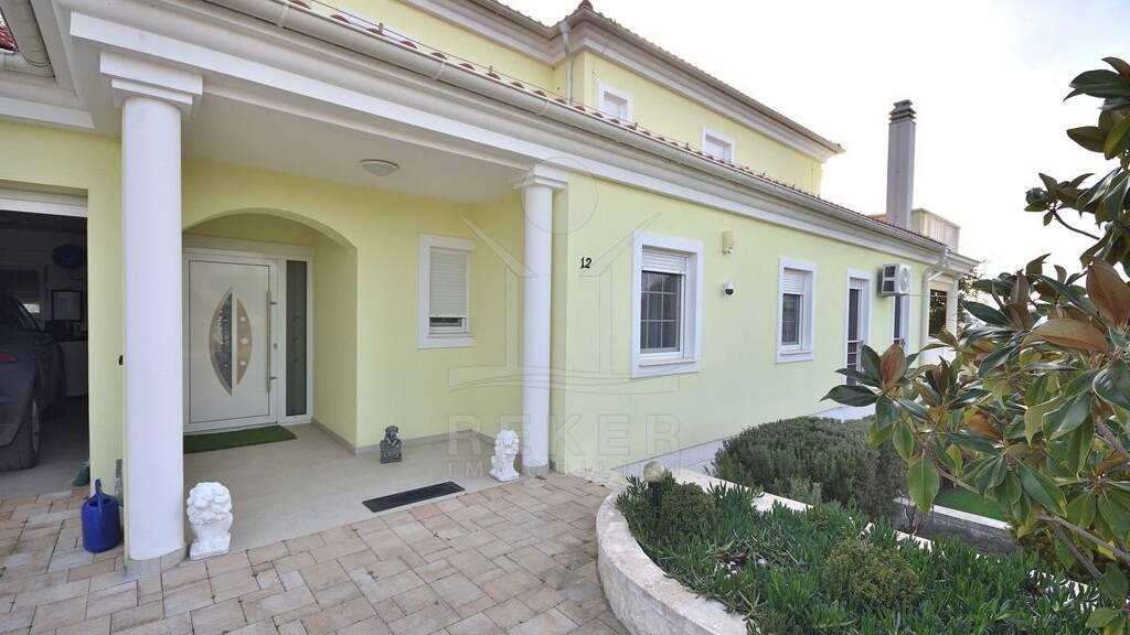 Villa zum Kauf 1.200.000 € 9 Zimmer 330 m² 848 m² Grundstück Tribunj 22211