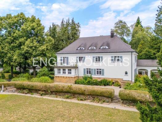 Einfamilienhaus zum Kauf 8 Zimmer 482 m² 7.465 m² Grundstück Schwenningen Villingen-Schwenningen 78056