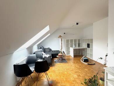 Wohnung zur Miete 395 € 1,5 Zimmer 30 m² Dachgeschoss, 2. Geschoss frei ab 01.10.2025 Unterdürrbach Würzburg 97080