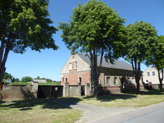Mehrfamilienhaus zum Kauf 400.000 € 8 Zimmer 200 m² 2.121 m² Grundstück Dierberg Rheinsberg 16835