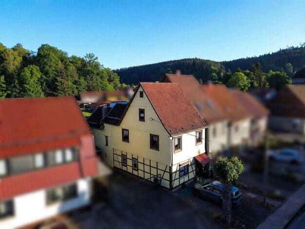 Reihenmittelhaus zum Kauf 79.900 € 5 Zimmer 120 m² 137 m² Grundstück Schwarza 98547