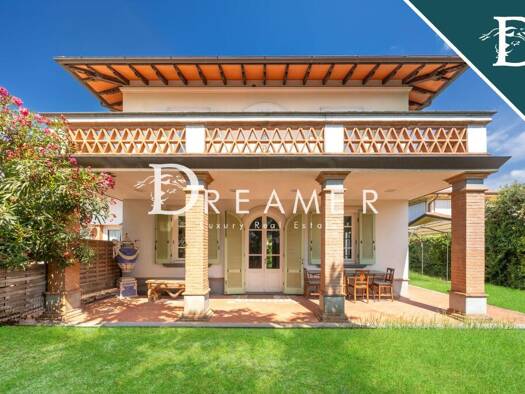 Einfamilienhaus zum Kauf 4.284.090 € 5 Zimmer 280 m² Lucca 55042