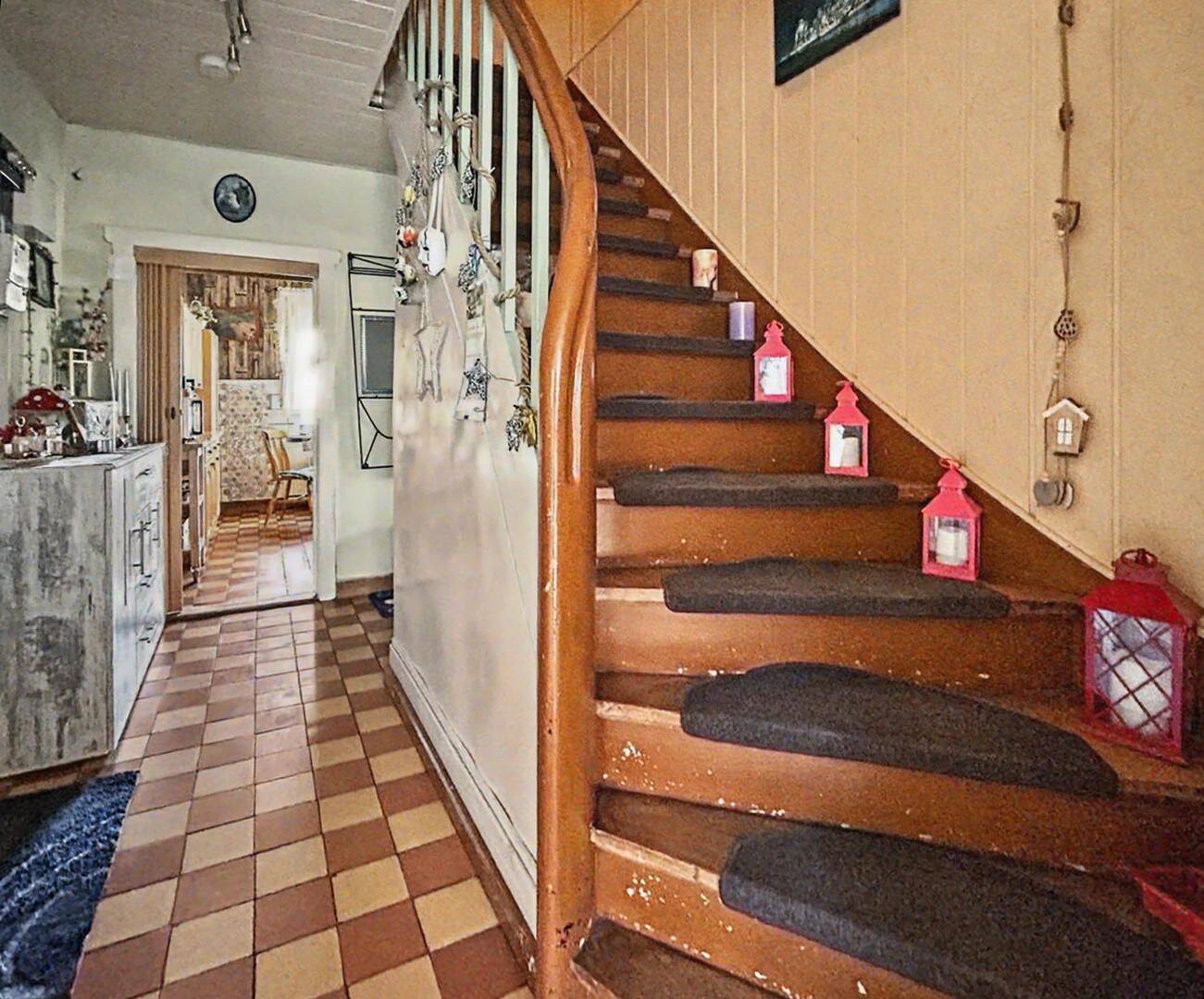 Einfamilienhaus zum Kauf - Mehr