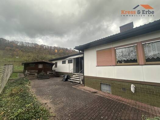 Bungalow zum Kauf 250.000 € 6 Zimmer 145 m² 565 m² Grundstück Kressenbach Schlüchtern - Kressenbach 36381
