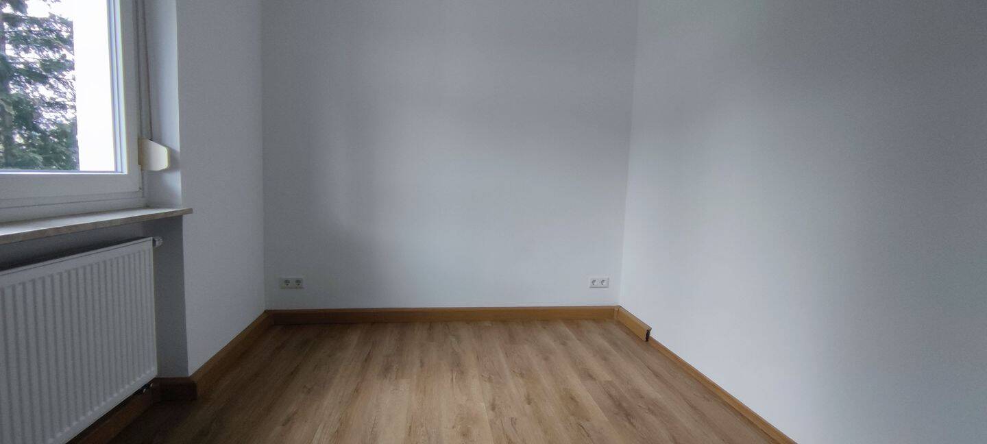 N-citynahe Lage, top renovierte, gut geschnittene 3-ZW mit Balkon – Nürnberg – Vorschaubild 12
