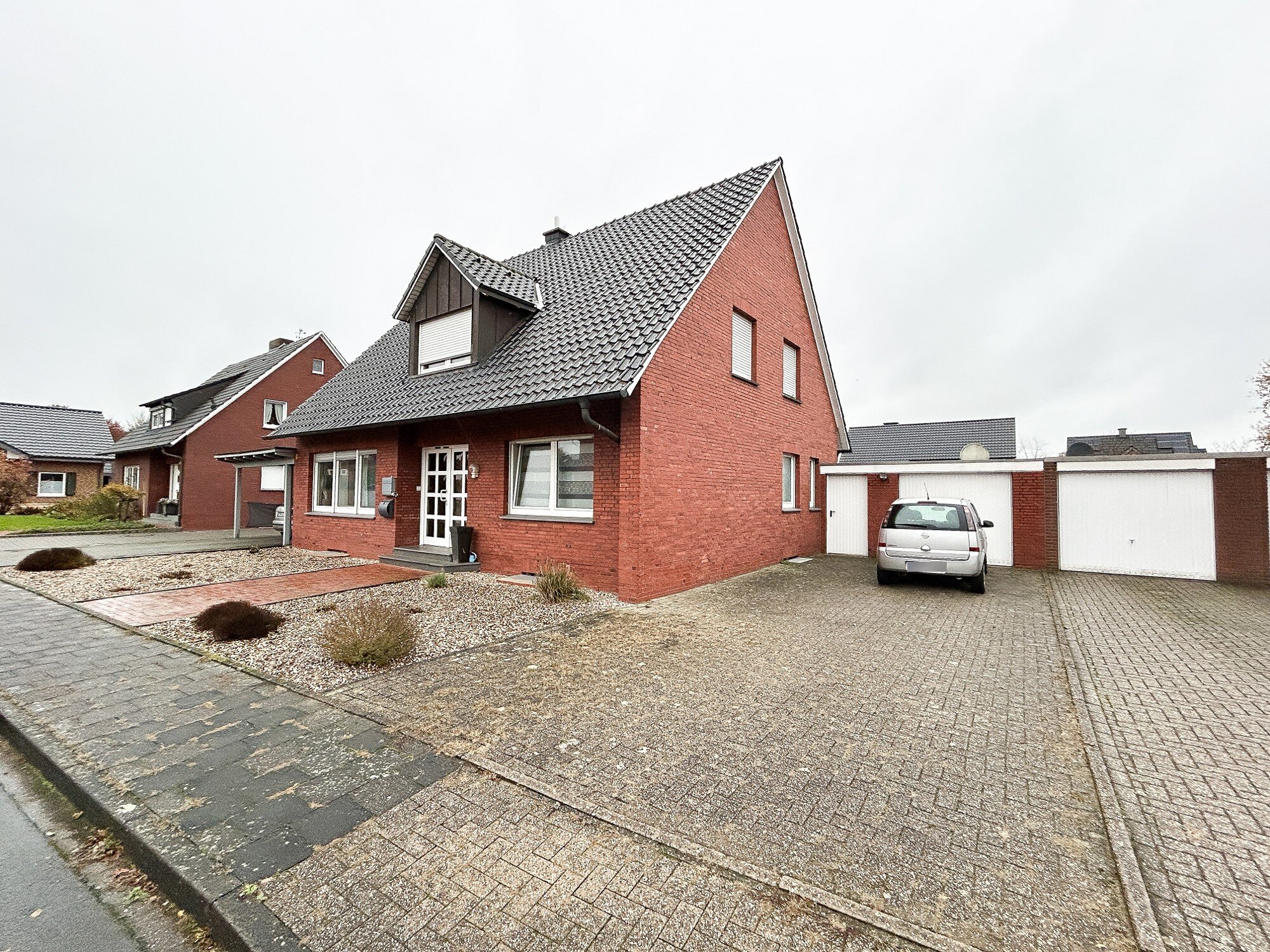 Mehrfamilienhaus zum Kauf 379.000 € 6 Zimmer 180,5 m²<br/>Wohnfläche 800 m²<br/>Grundstück Saerbeck 48369