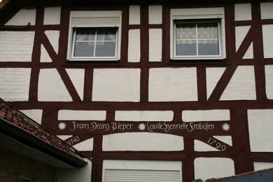 Einfamilienhaus zum Kauf 255.000 € 9 Zimmer 180,6 m² 480 m² Grundstück Am Thie 6 Grasdorf Laatzen 30880