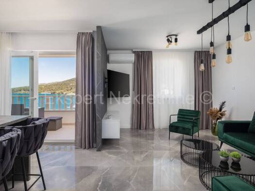 Wohnung zum Kauf 330.000 € 2 Zimmer 67 m² 1. Geschoss Marina