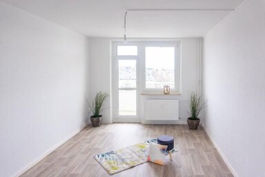 Wohnung zur Miete 369 € 3 Zimmer 70,7 m² 3. Geschoss frei ab 01.02.2025 Clausewitzstr. 1 Yorckgebiet 232 Chemnitz 09130