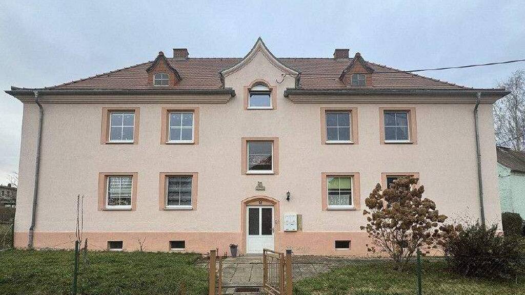 Mehrfamilienhaus zum Kauf als Kapitalanlage geeignet 559 m² 1.855 m² Grundstück Großschönau 02779