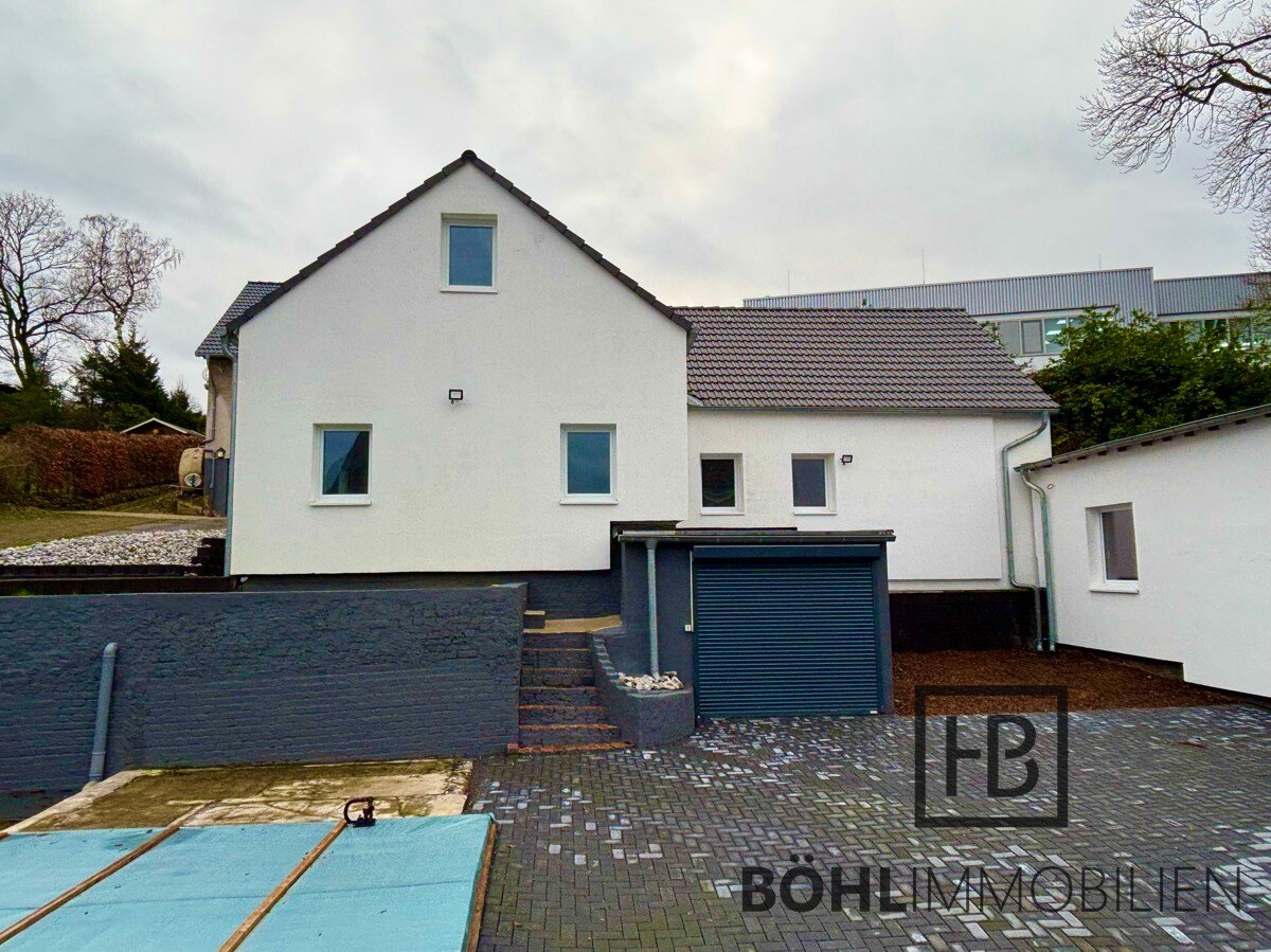 Einfamilienhaus zum Kauf 599.000 € 5 Zimmer 152 m²<br/>Wohnfläche 1.050 m²<br/>Grundstück Hölterfeld Remscheid / Hasten 42857