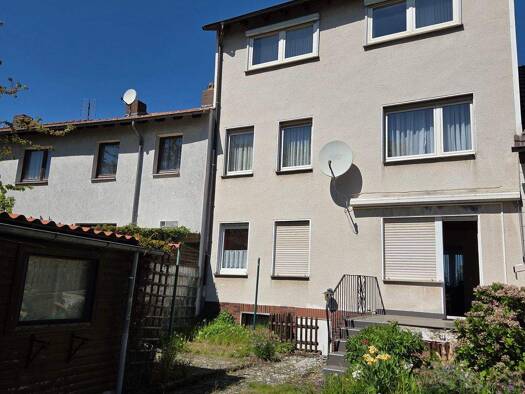 Reihenmittelhaus zum Kauf 165.000 € 7 Zimmer 149 m² 200 m² Grundstück Mönchehof Espenau 34314