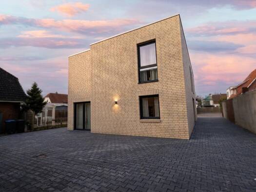 Doppelhaushälfte zum Kauf - Erstbezug 529.000 € 6 Zimmer 97,1 m² 300 m² Grundstück Osternburg Oldenburg 26135