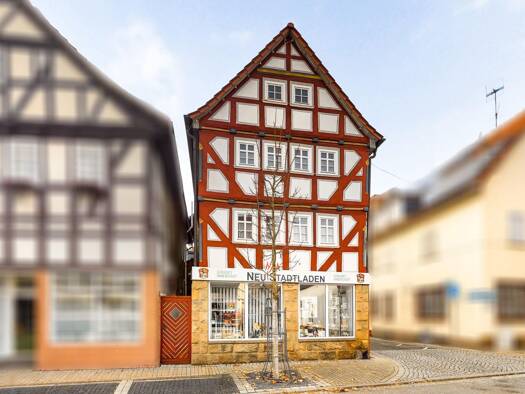 Mehrfamilienhaus zum Kauf 199.000 € 5 Zimmer 138 m² 80 m² Grundstück Neustadt 35279