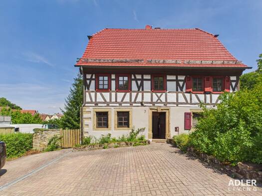 Einfamilienhaus zum Kauf provisionsfrei 459.000 € 9 Zimmer 216 m² 908 m² Grundstück Freudenstein-Hohenklingen Knittlingen 75438
