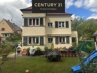 Villa zum Kauf 299.000 € 8 Zimmer 200 m² 554 m² Grundstück frei ab sofort Stadtmitte Nord Gera 07545