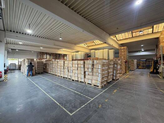 Lagerhalle zur Miete 13.165 € 1.535 m² Lagerfläche Garstedt Norderstedt 22848