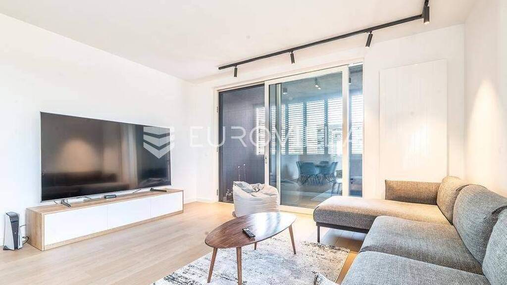 Wohnung zur Miete 2.500 € 3 Zimmer 132 m² 3. Geschoss Heinzelova Vukomerec-Borongaj 10000