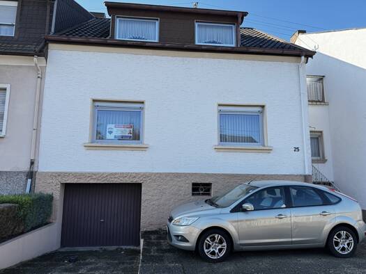 Reihenmittelhaus zum Kauf 229.000 € 6 Zimmer 155 m² 384 m² Grundstück Schwalbach Schwalbach 66773