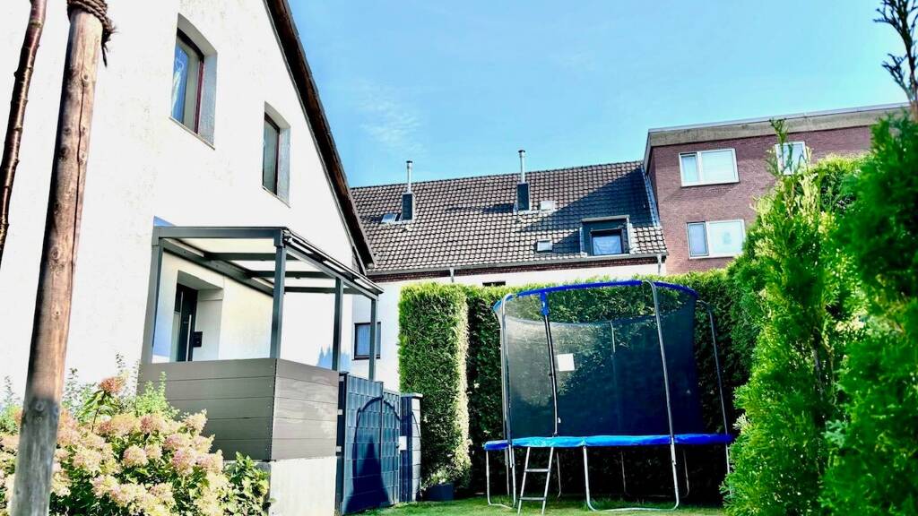 Einfamilienhaus zum Kauf 335.000 € 4 Zimmer 114 m² 514 m² Grundstück frei ab 01.05.2026 Hochheide Duisburg 47198