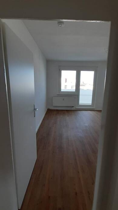 Wohnung zur Miete 538 € 4 Zimmer 82,5 m² 4. Geschoss An der Holzecke 13 Grimma Grimma 04668