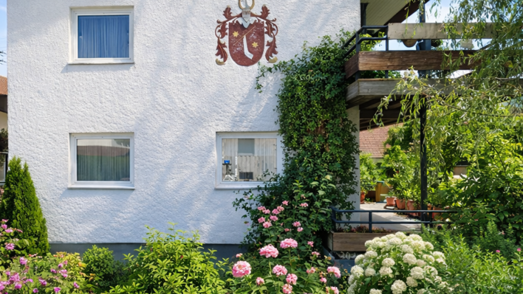 Mehrfamilienhaus zum Kauf 399.000 € 6 Zimmer 160 m² 522 m² Grundstück Großengstingen Engstingen 72829