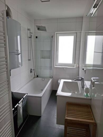 Wohnung zur Miete 1.200 € 2,5 Zimmer 87 m² 1. Geschoss frei ab sofort Roonstraße 2 Innenstadt Weinheim 69469