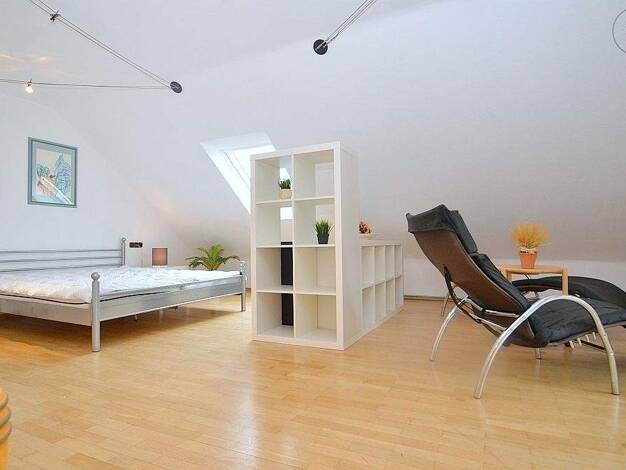 Studio zur Miete auf Zeit 815 € 1 Zimmer 50 m² frei ab sofort Weiherhaus Nürnberg 90455