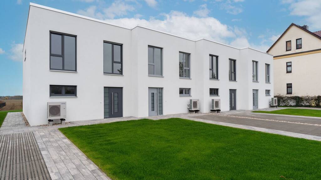 Reihenendhaus zum Kauf - Erstbezug 449.000 € 3 Zimmer 149 m² 521 m² Grundstück Biederitz 39175