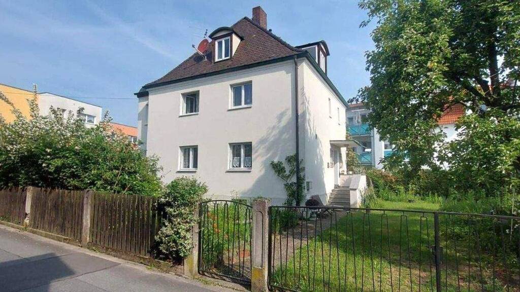 Einfamilienhaus zum Kauf 478.000 € 8 Zimmer 180 m² 586 m² Grundstück frei ab sofort Neunkirchen Neunkirchen am Sand 91233