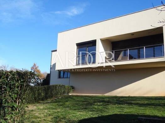 Einfamilienhaus zum Kauf 665.000 € 7 Zimmer 1.030 m² Grundstück Porec 52440