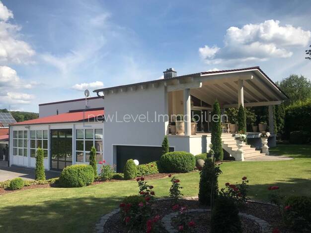 Mehrfamilienhaus zum Kauf 998.000 € 9 Zimmer 230 m² 1.712 m² Grundstück Maxhütte Maxhütte-Haidhof 93142