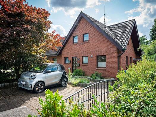 Einfamilienhaus zum Kauf 670.000 € 6 Zimmer 150,5 m² 856 m² Grundstück Ahrensburg 22926
