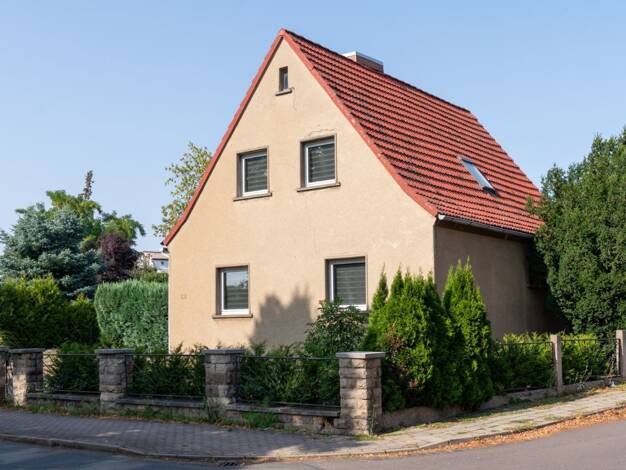 Einfamilienhaus zum Kauf 119.848 € 5 Zimmer 145 m² 1.137 m² Grundstück Artern 06556