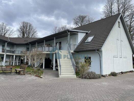 Wohnanlage zum Kauf als Kapitalanlage geeignet 1.500.000 € 909 m² 4.695 m² Grundstück Köster-Suhr-Weg 11-13 Reutershagen Rostock 18069