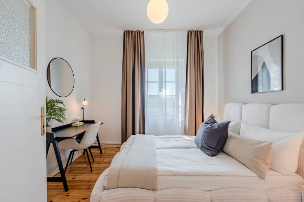 Wohnung zur Miete Wohnen auf Zeit 2.840 € 4 Zimmer 71 m²<br/>Wohnfläche 01.02.2025<br/>Verfügbarkeit Berliner Straße Zehlendorf Berlin 14169