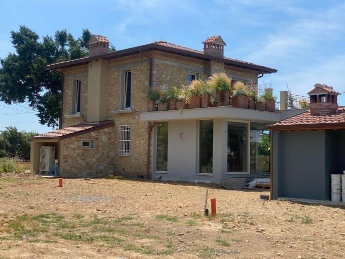 Villa zum Kauf 1.900.000 € 500 m²<br/>Wohnfläche Pietrasanta