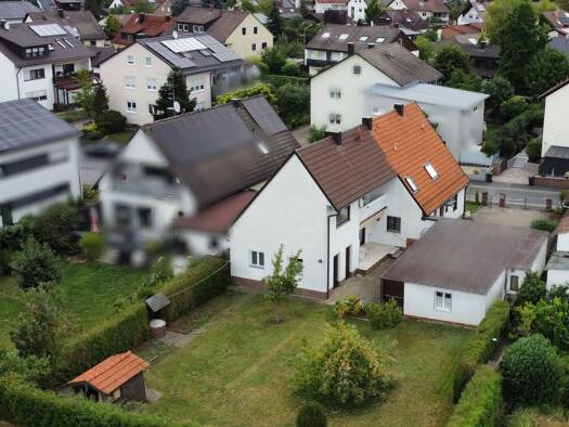 Mehrfamilienhaus zum Kauf provisionsfrei 735.000 € 8,5 Zimmer 193 m² Langensendelbach 91094