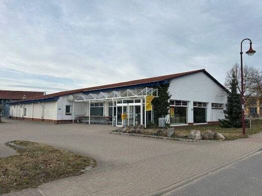 Lagerhalle zum Kauf provisionsfrei 325.000 € 816 m² Lagerfläche Möllenhagen 17219