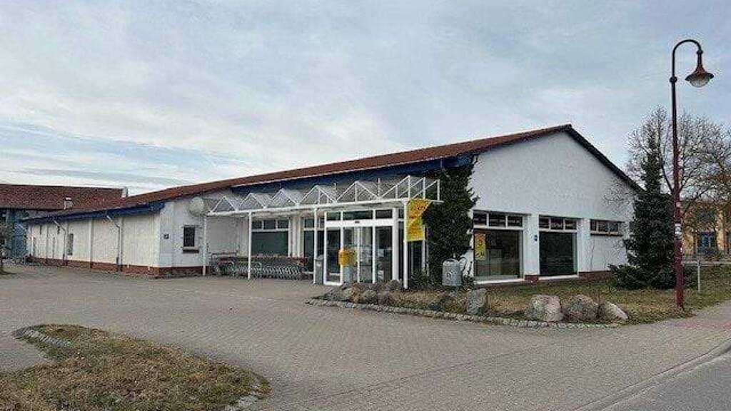 Lagerhalle zum Kauf provisionsfrei 325.000 € 816 m² Lagerfläche Möllenhagen 17219
