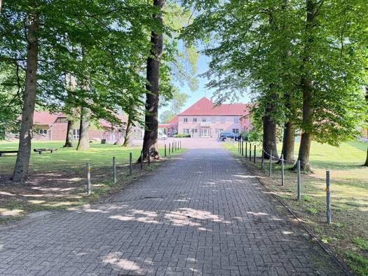 Gastronomie/Hotel zum Kauf 914 m² Gastrofläche 18.783 m² Grundstück Unter den Eichen 14 Waffensen Rotenburg 27356