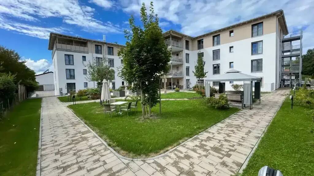 Studio zum Kauf 200.000 € 1 Zimmer 45,7 m² Josef-Hamberger-Strasse 1 Kolbermoor 83059