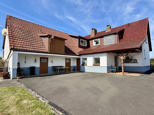 Einfamilienhaus zum Kauf 8 Zimmer 183 m² 2.359 m² Grundstück Hombergshausen Homberg 34576