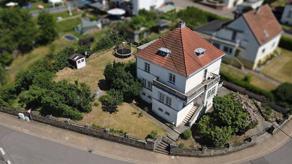 Einfamilienhaus zum Kauf 299.000 € 6 Zimmer 190 m² 770 m² Grundstück Beckingen 66701