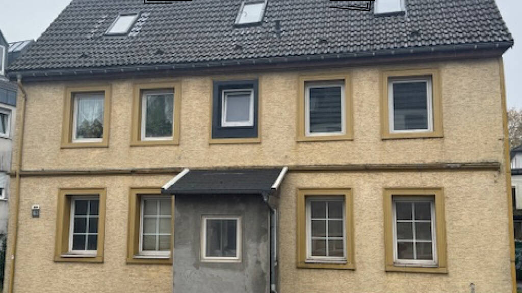 Mehrfamilienhaus zum Kauf als Kapitalanlage geeignet 194.900 € 9 Zimmer 193 m² 268 m² Grundstück Herscheider Landstrasse 13 Lüdenscheid 58509